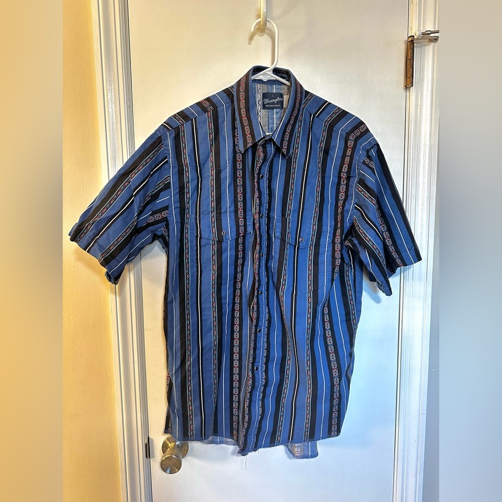 Vintage 90’s Blue Wrangler Men’s Western Pearl Snap Short Sleeve Shirt - Size L